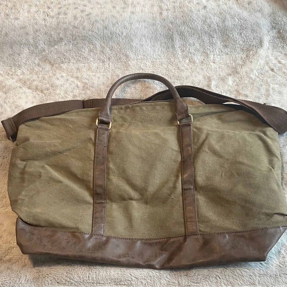 Classic Olive and Brown Men's Duffel Bag